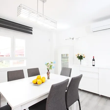 Rieres Apartment